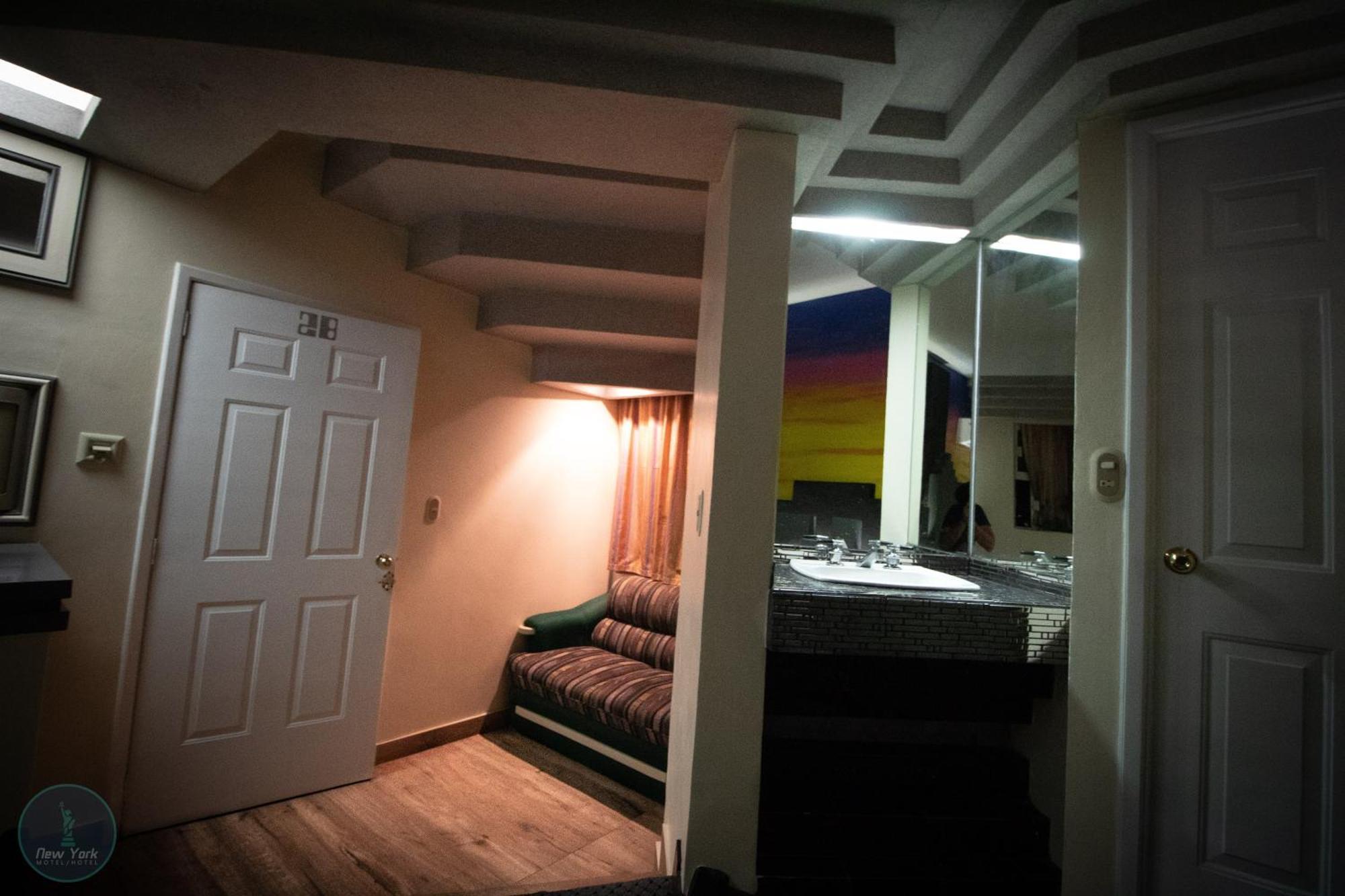 New York Hotel/Motel Orizaba  Extérieur photo