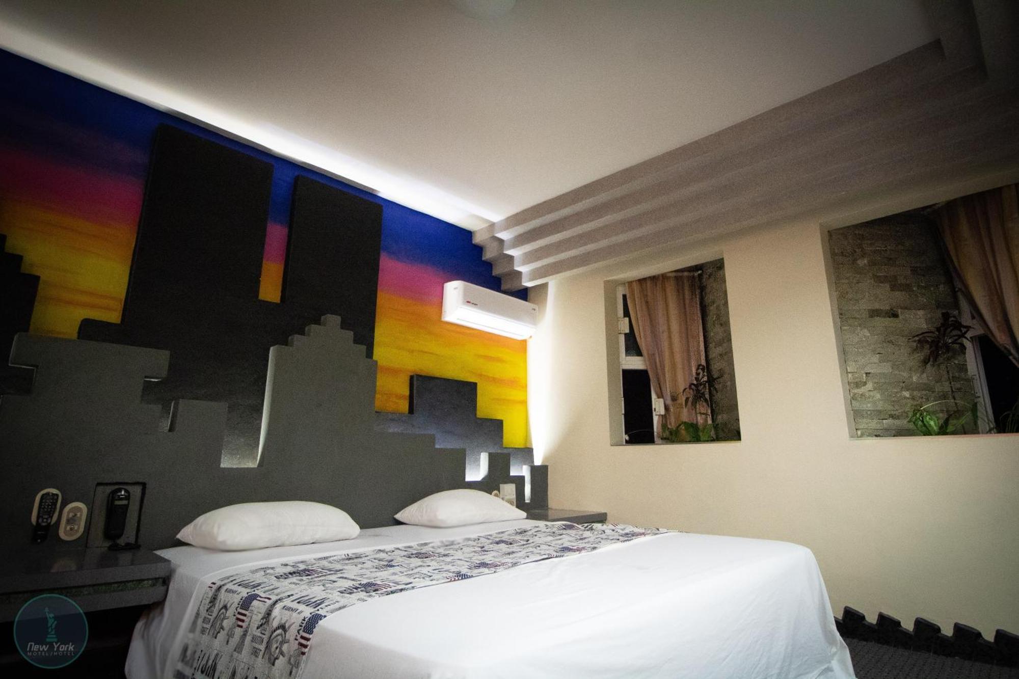 New York Hotel/Motel Orizaba  Extérieur photo