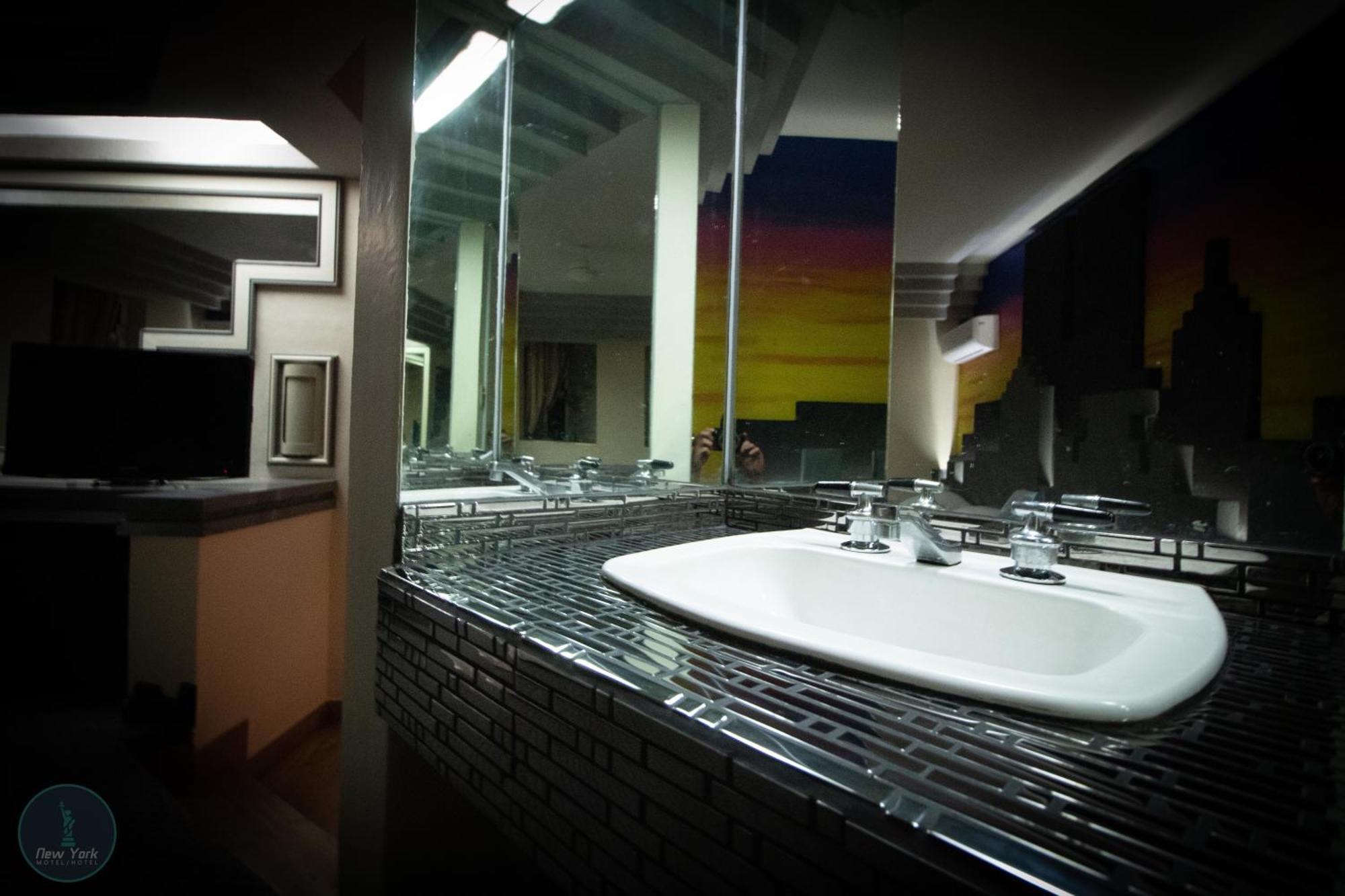 New York Hotel/Motel Orizaba  Extérieur photo