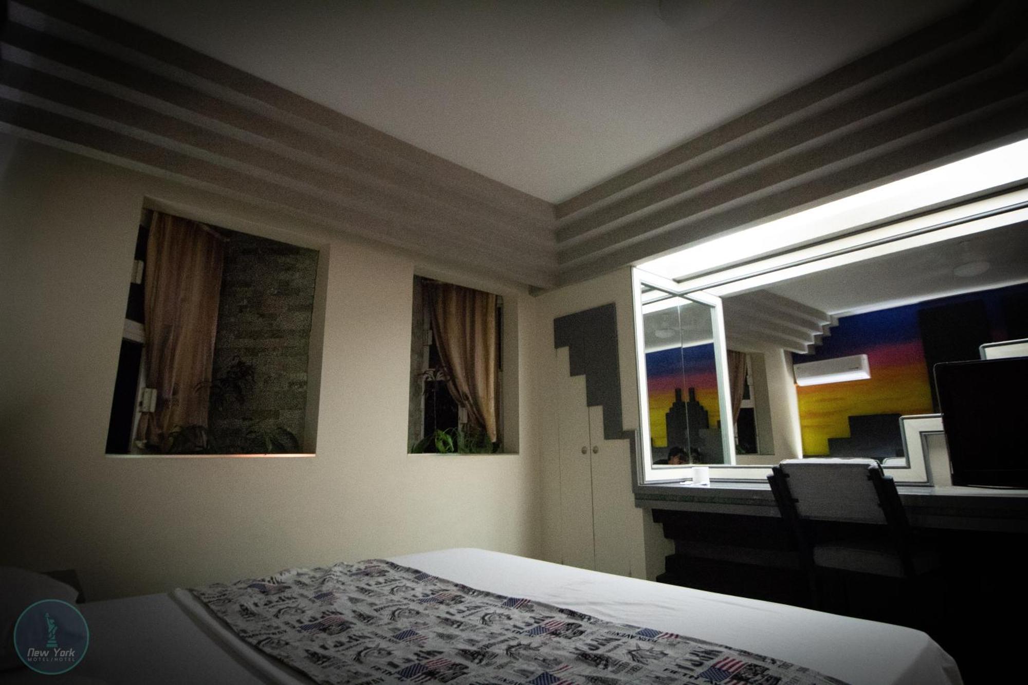 New York Hotel/Motel Orizaba  Extérieur photo